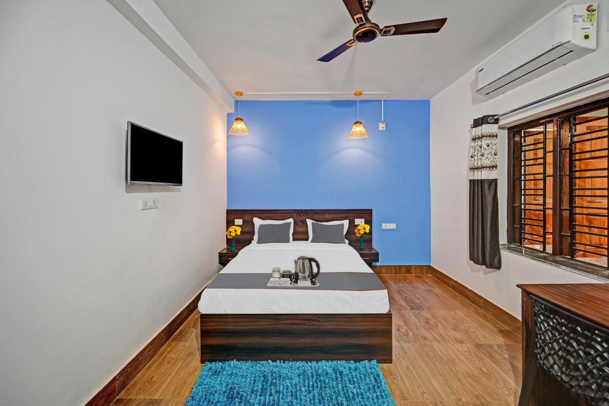 Capital O Madison Blue Hotel Бхубанешвар Екстериор снимка